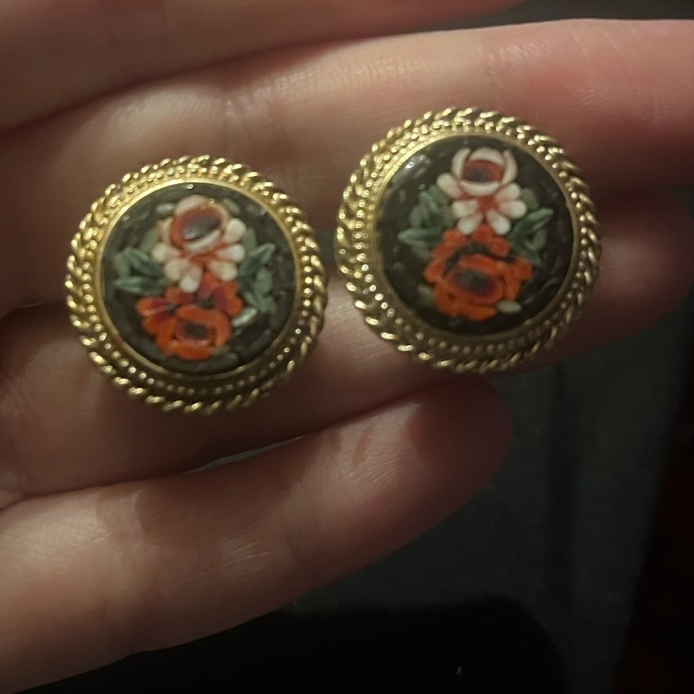 Vintage Micro Mosaic Gold and Black Floral Earrings Roses - Picture 1 of 2